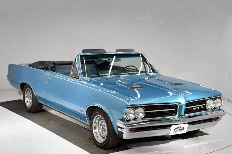 front end of 1964 Pontiac GTO Convertible